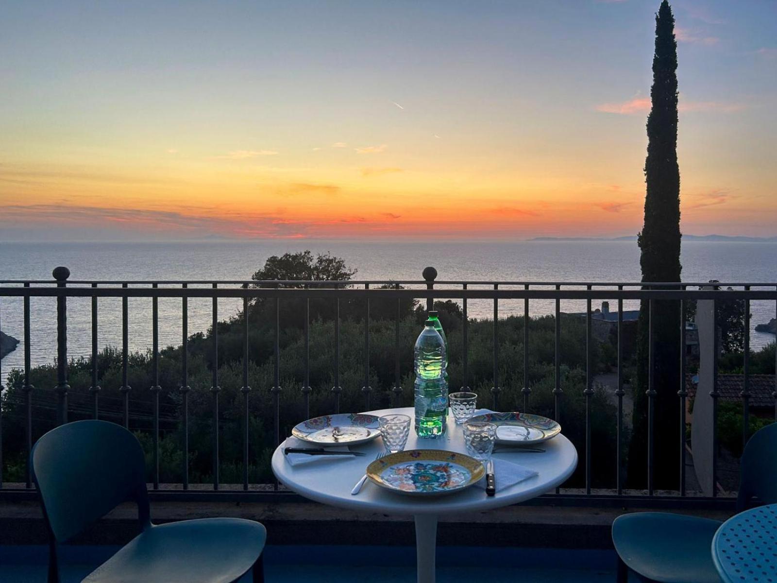 Villa Velta Sea Sunset Порто Санто Стефано Экстерьер фото