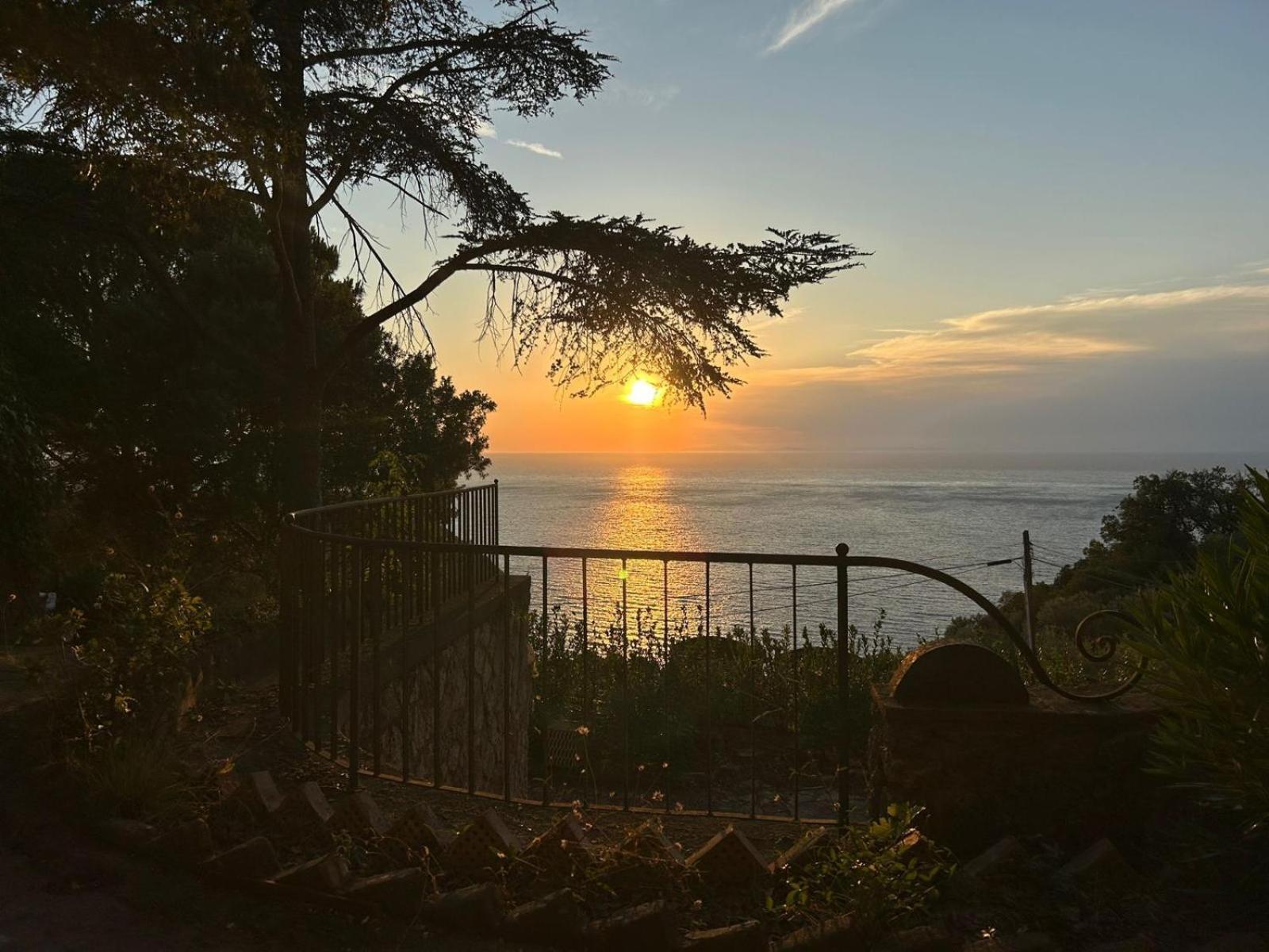 Villa Velta Sea Sunset Порто Санто Стефано Экстерьер фото