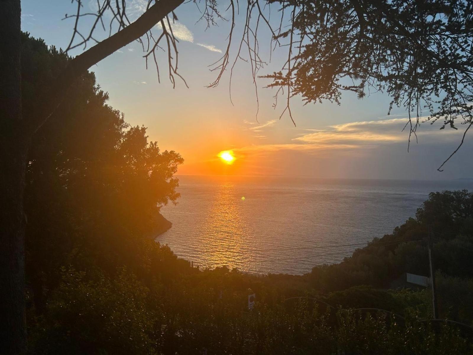 Villa Velta Sea Sunset Порто Санто Стефано Экстерьер фото